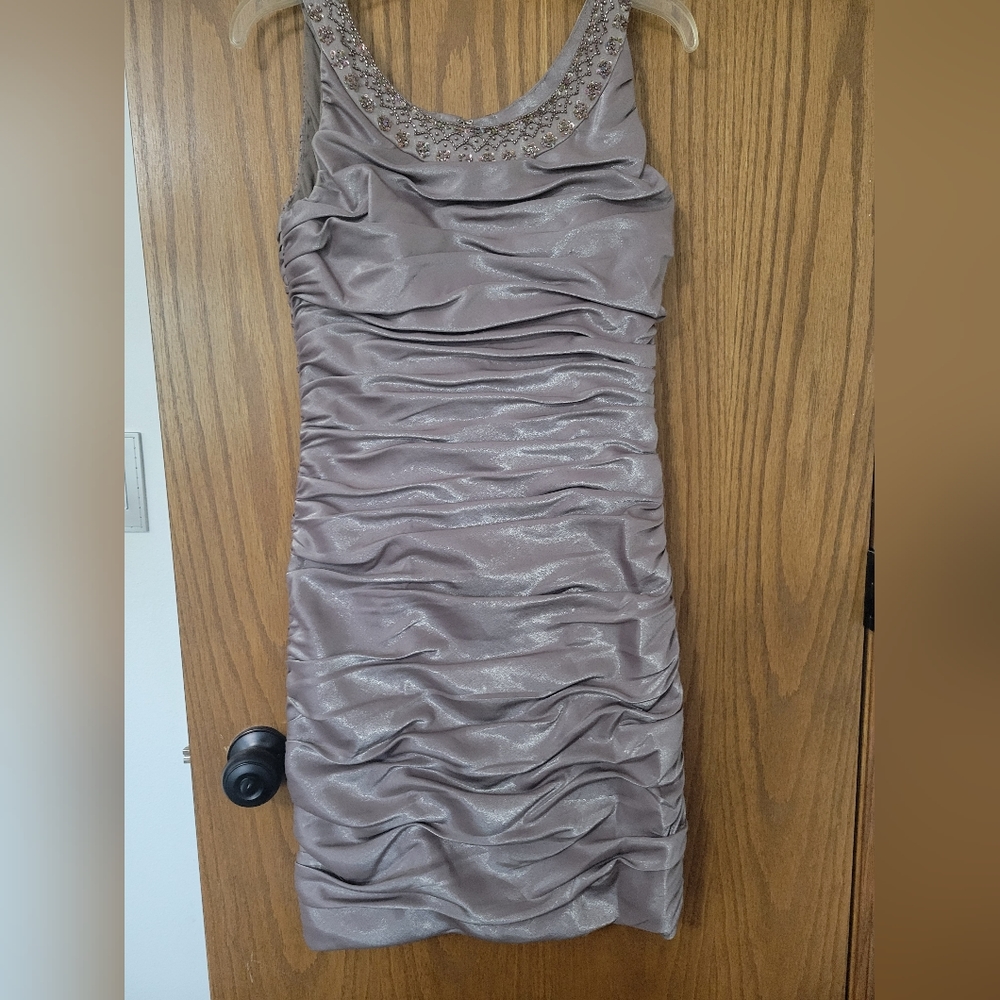Ladies formal dress size 4